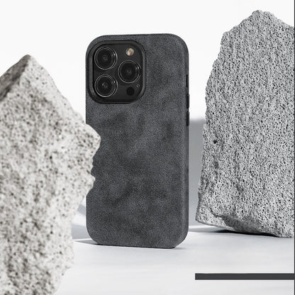iPhone 15 "Shadow Grey" dėklas